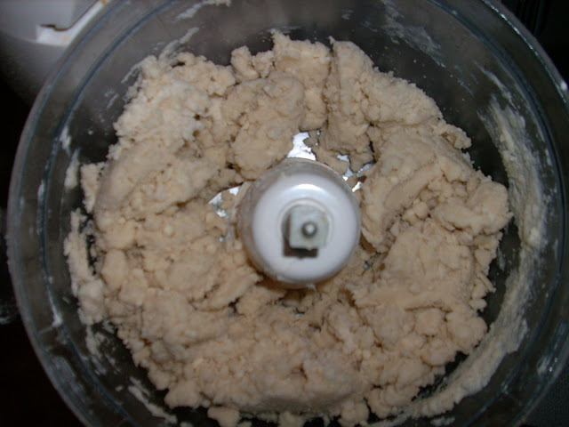 Oh-So-Easy Pie Crust #1 | www.girlichef.com