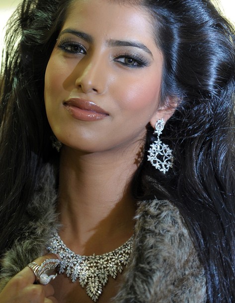 miss+india+2010-diamonds.jpg