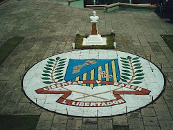 Patio central del Liceo Bolivariano Libertador