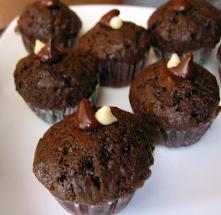 MOCHA WALNUT CHOC-CHIP MUFFINS...GREEDY GOODNESS!! 20 IMG 7220