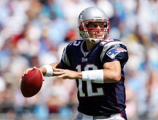 Today in Pro Football History: 2001: Tom Brady Replaces Injured Drew  Bledsoe at QB for Patriots