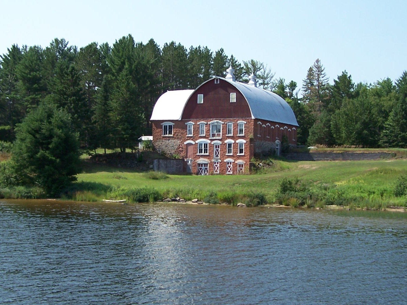 Bellissimo HoughtonHancock, MI