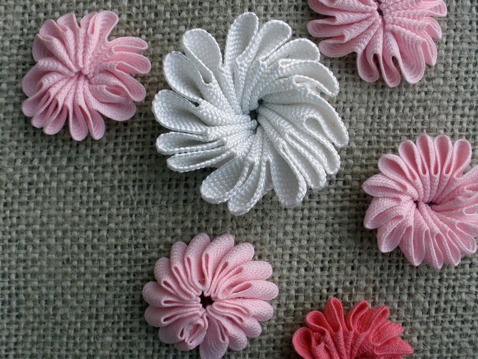 D.I.Y FLOWER: 04/30/12