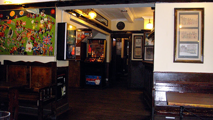 YE OLD CRACK PUB