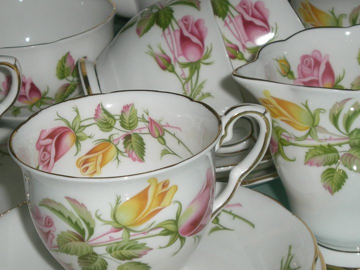 Lovely Treasures from English Garden Rose Bud Coffee Set