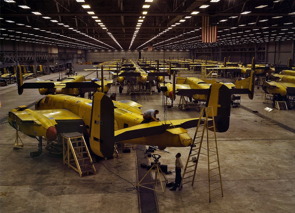 [secondwarphotos4.jpg]