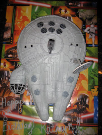 Millenium Falcon - Kathryn's 8th Birthday