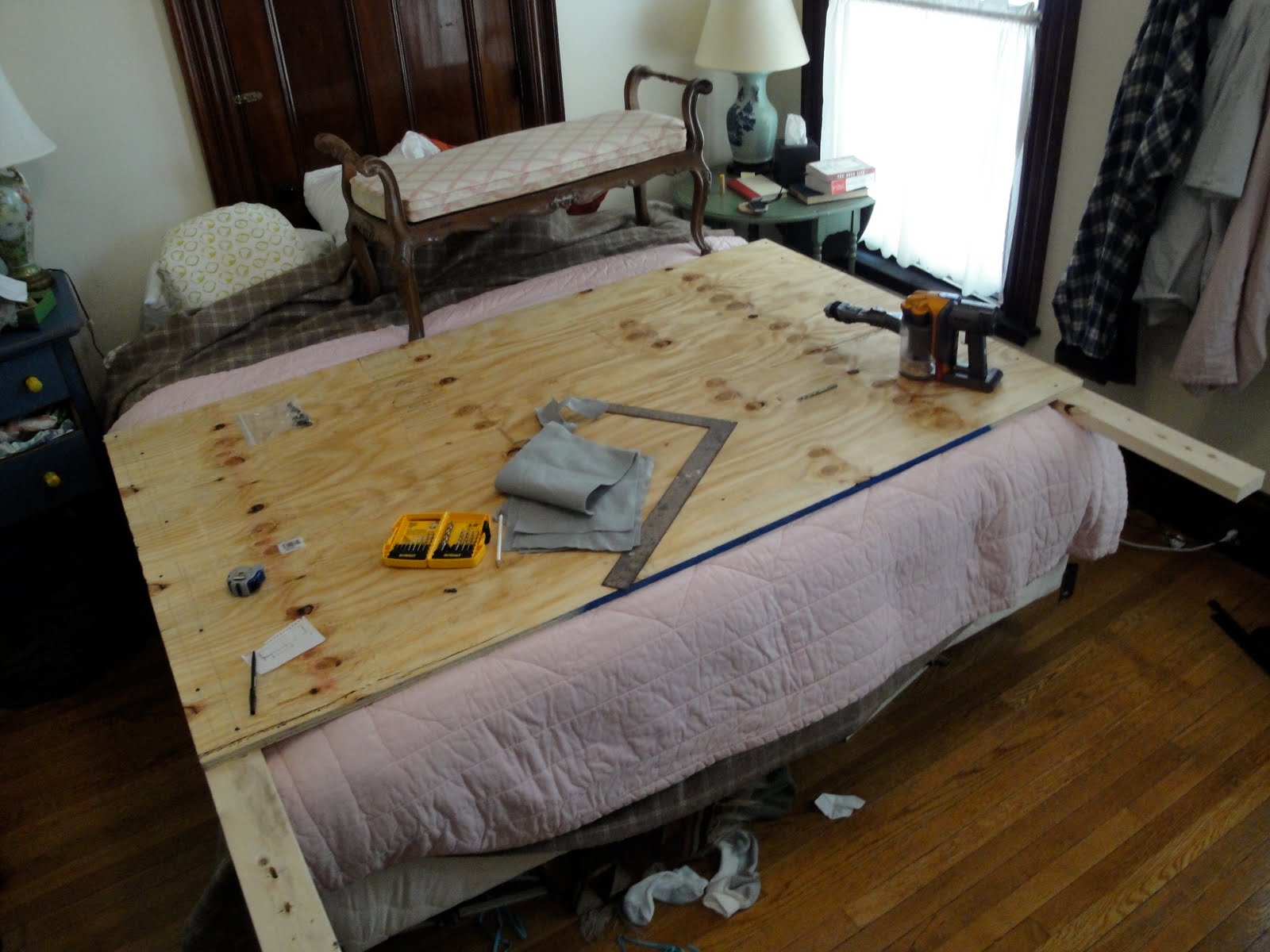 Tiptoethrough A headboard fit for a king for only 70!!!