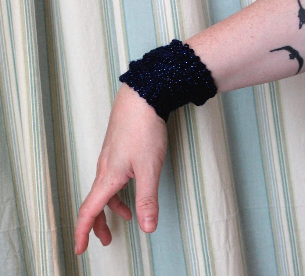 Tiptoethrough Glitter & Shine NEW Wrist bands on UrbanKnitfits!