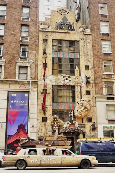Jeckyl and Hyde , 7th Ave, NYC