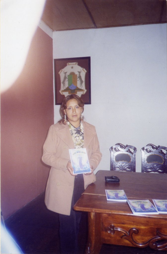 Sonia Ibañez Otiniano, joven escritora cajabambina