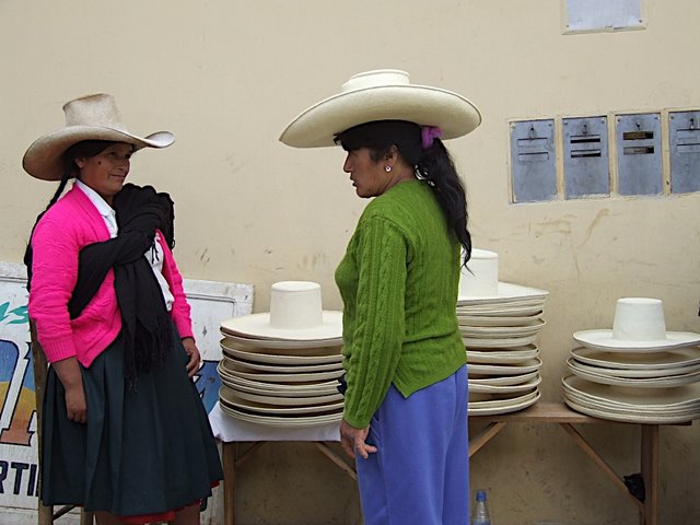 El negocio de los sombreros hechos en Cajabamba