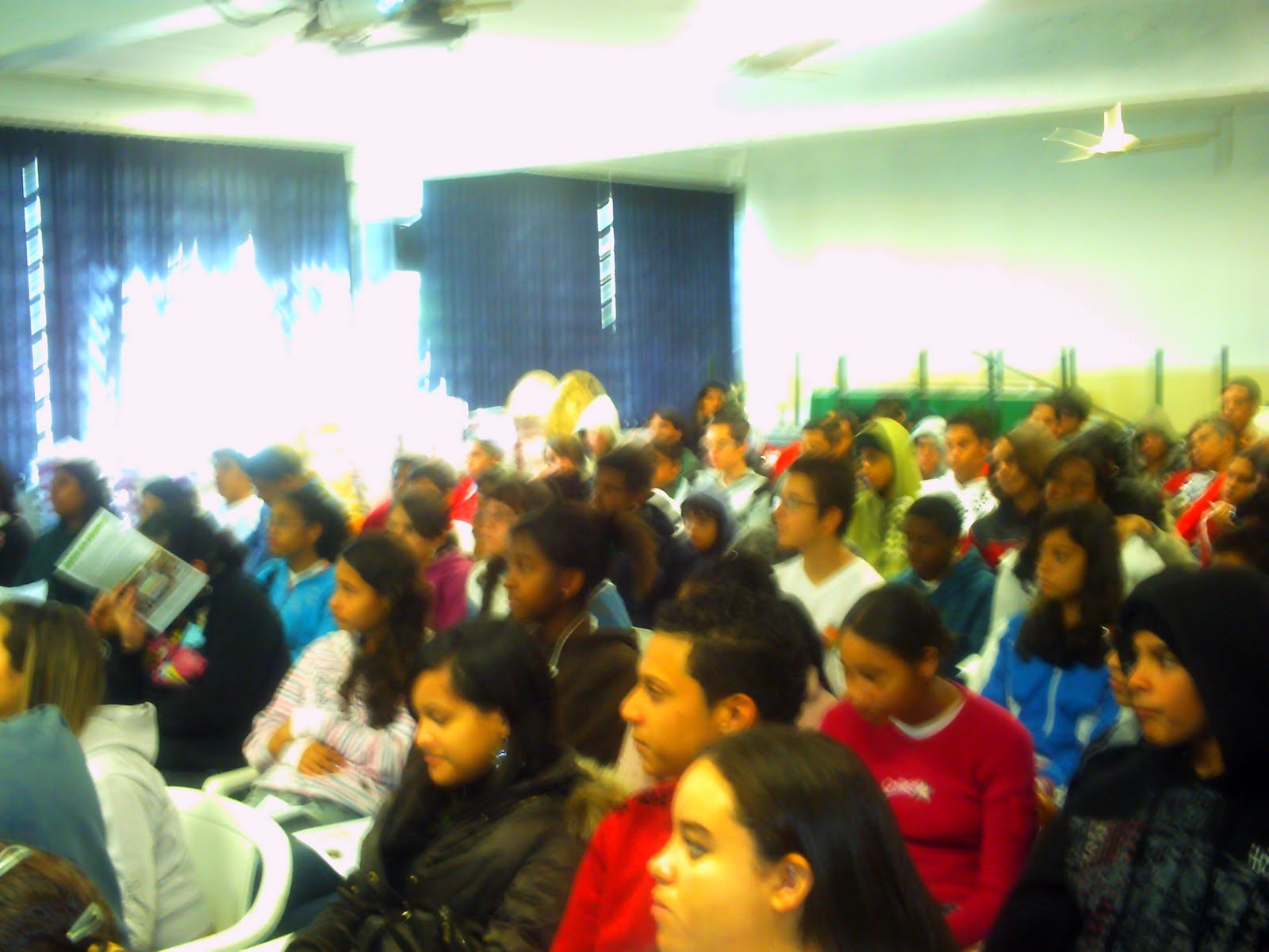 MOVIMENTO "SOU FELIZ SEM DROGAS": ESCOLA EDUARDO BARNABÉ - DIC I