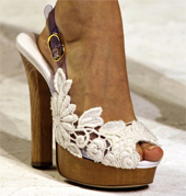 sandalia con tacón Dolce & Gabbana