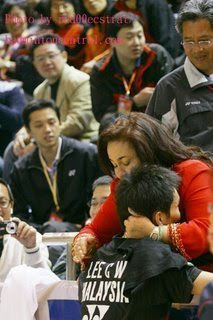 Rosmah+peluk+Chong+Wei.jpg