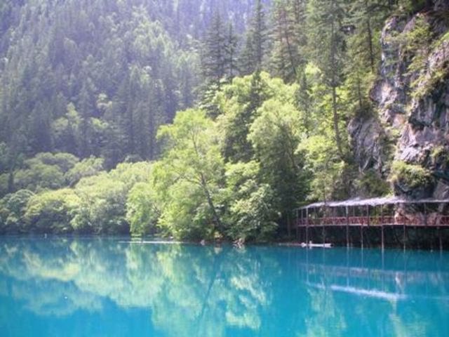 [jiuzhaigou+10.bmp]