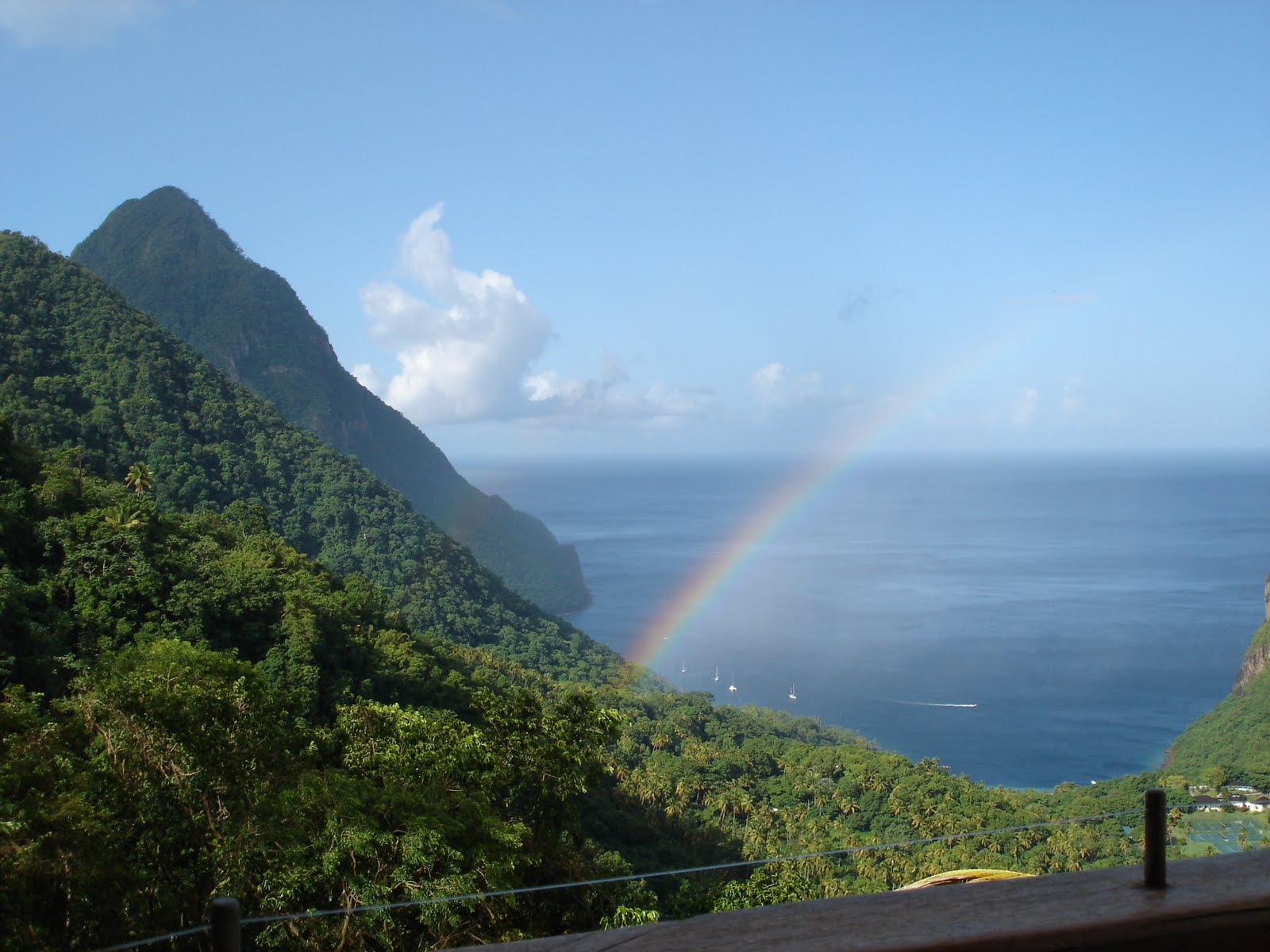 [Pitons+11.jpg]