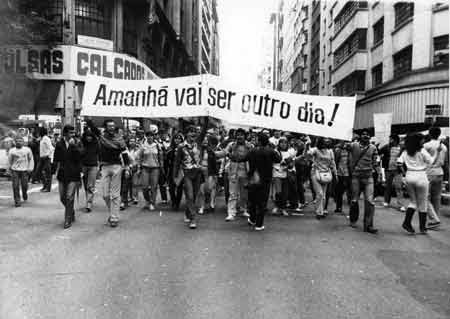Democracia e Políticas Públicas
