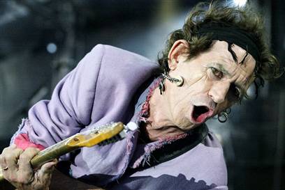 [060516_richards_hmed_6p_hmedium.jpg]