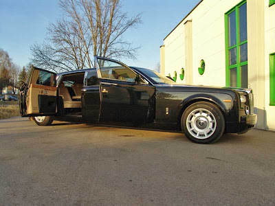 Rolls Royce Phantom Stretch Limousine