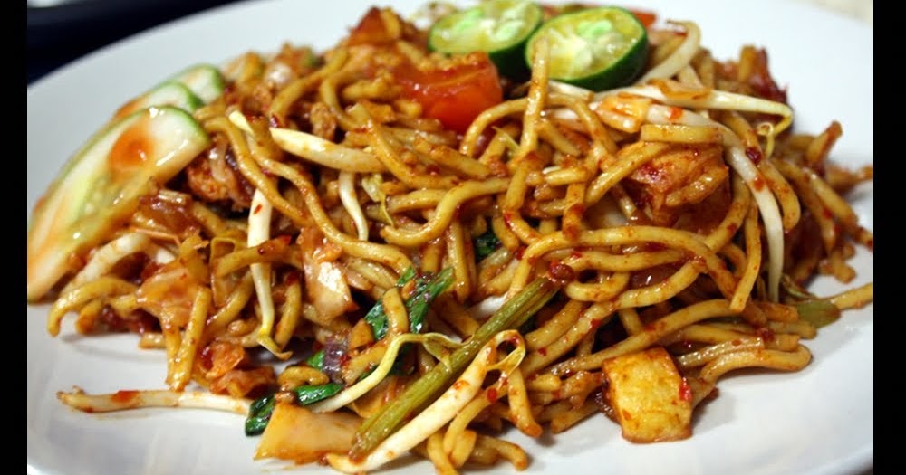 Vegan-Love-Food: Indian Mee Goreng (Stir Fried Yellow Noodles)