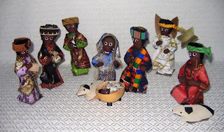 Christmas Traditions from Around the World - www.orsoshesays.com #christmas #traditions #christmastraditions #family