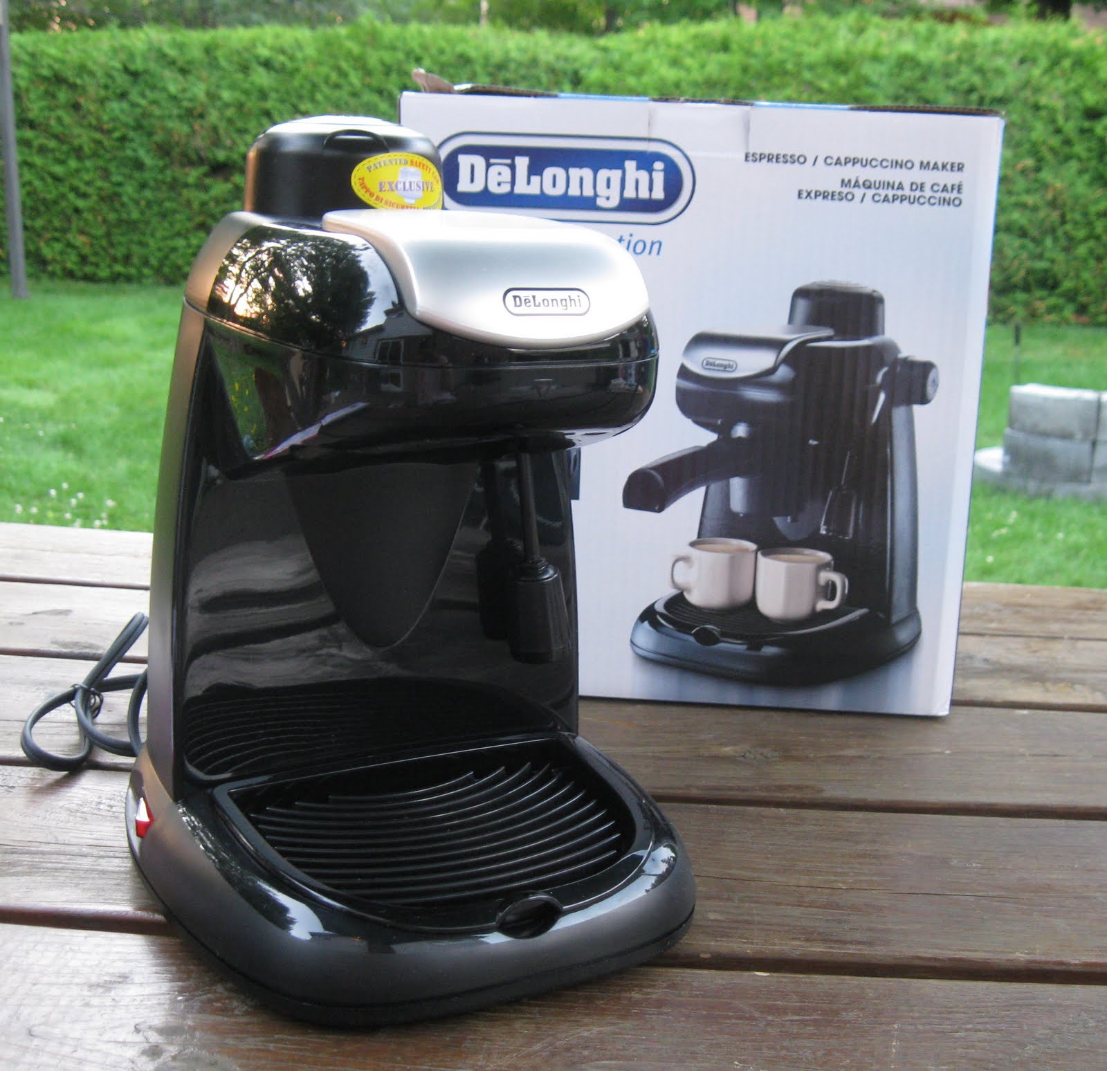 Review Delonghi Two Cup Espresso/Cappuccino Maker