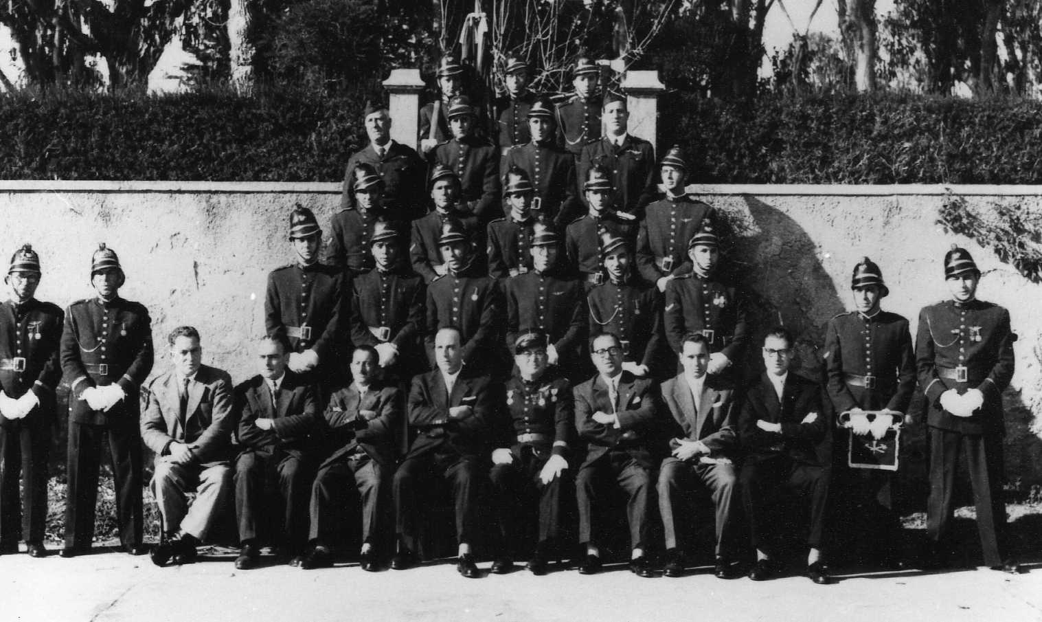 [01)Bomb.Volunários.jpg]