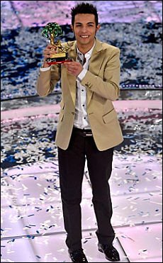 [sanremo-winner-marco-carta.jpg]