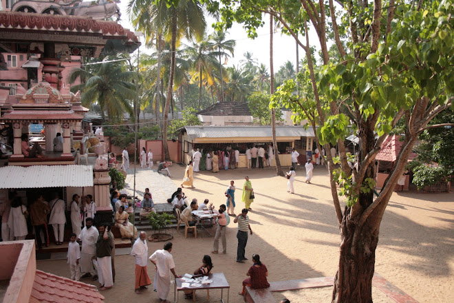 Kerala ashram Indias.2ks kuuks kodu