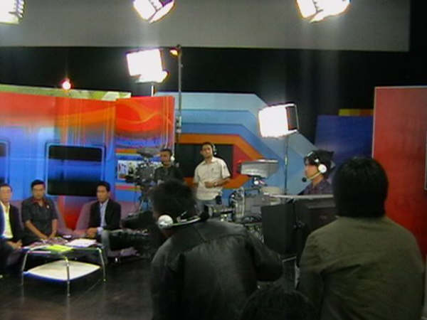[=?windows-874?B?ocXpzafitTE2Ni5qcGd=?=-747409]