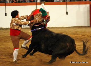 Morais (Bragança) Forcados de Arronches vencem prémio para a 
melhor pega 