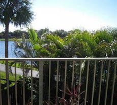 LAKEFRONT TOWNHOUSE SOLD: Lakes of Boca Rio townhouse, 2 bedrooms, 2 baths, fenced patio on lake
