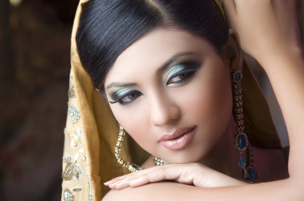 Beauty Queen Pakistani Model Suneeta Marshall Biography ...