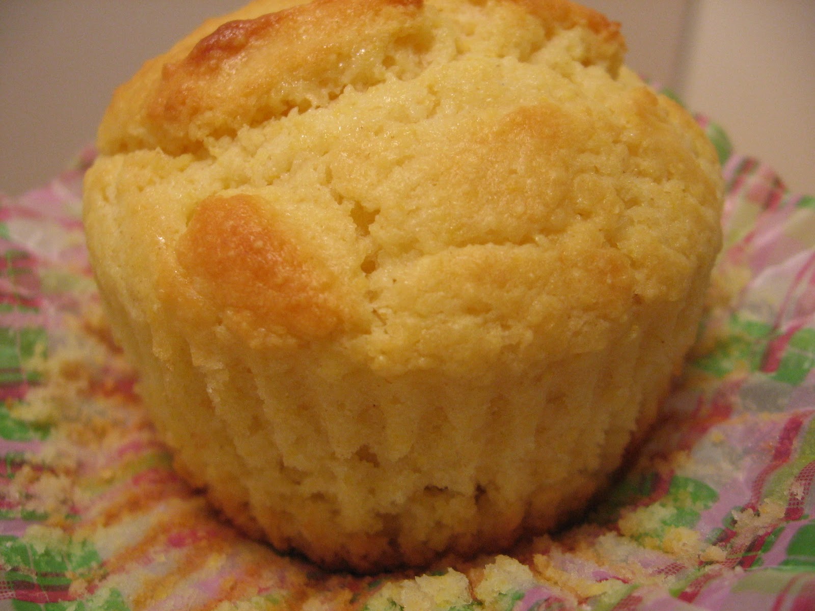 Jenn&amp;#39;s Food Journey: Sour Cream Corn Muffins