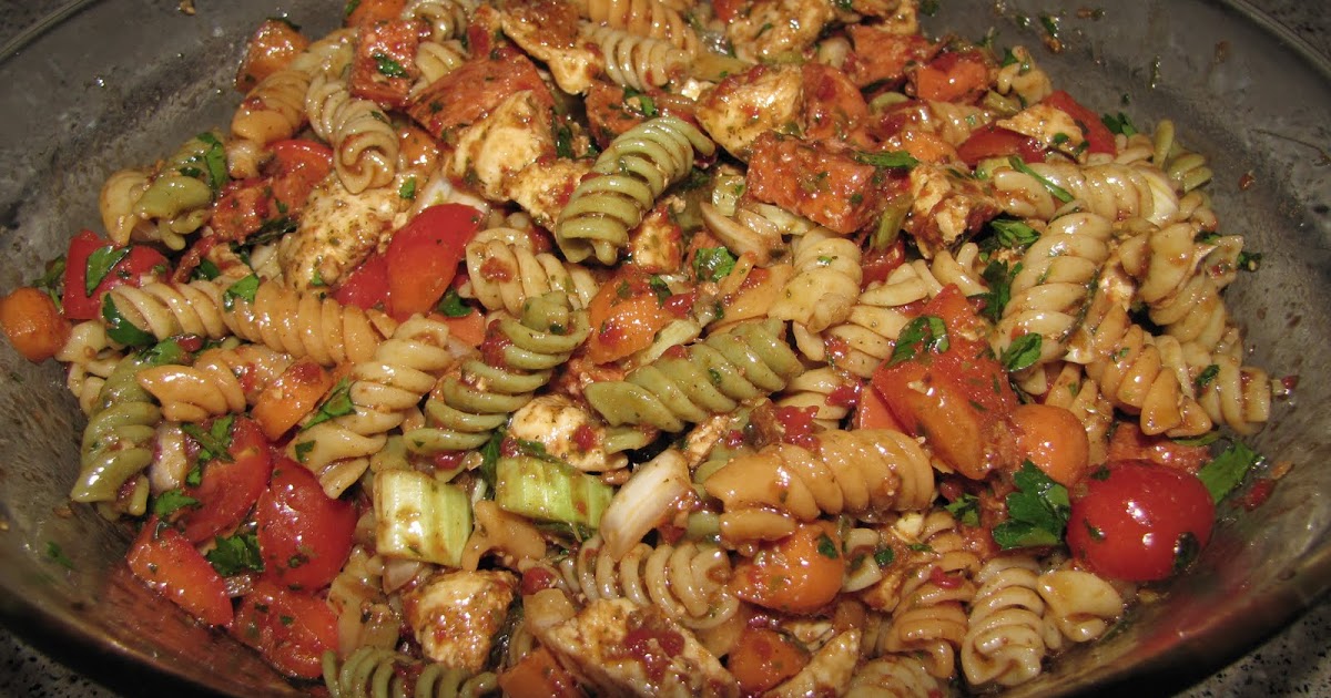 Family Heritage Cookbook: Pasta Salad with roasted red pepper, balsamic ...