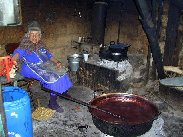 FAMOUS "COLADA MORADA"... SECRET REVEALED! (Ambato, Ecuador)