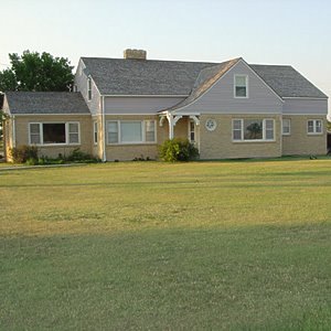 [No.6+-+The+Clutter+House,+Holcomb,+Kansas.jpg]