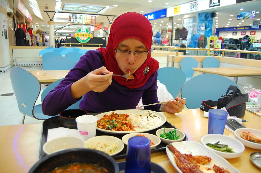 Travel Guide South Korea Lotte World Part 2