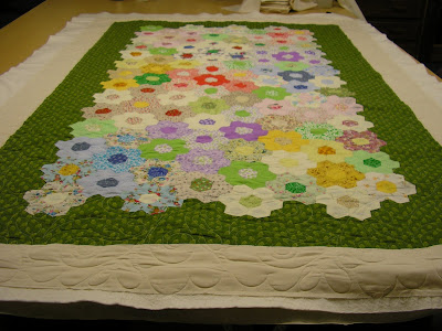 Deep Creek Quilting: Grandmothers Flower garden
