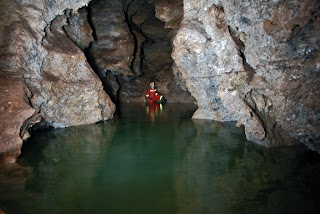 Cueva del Yeso Santander. deporte extremo. Santander. Colombia mi tierra agencia de viajes y transporte. Alojamiento. Excursiones. Salidas pedagogicas