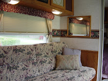 AM/FM Cassette Radio between.........