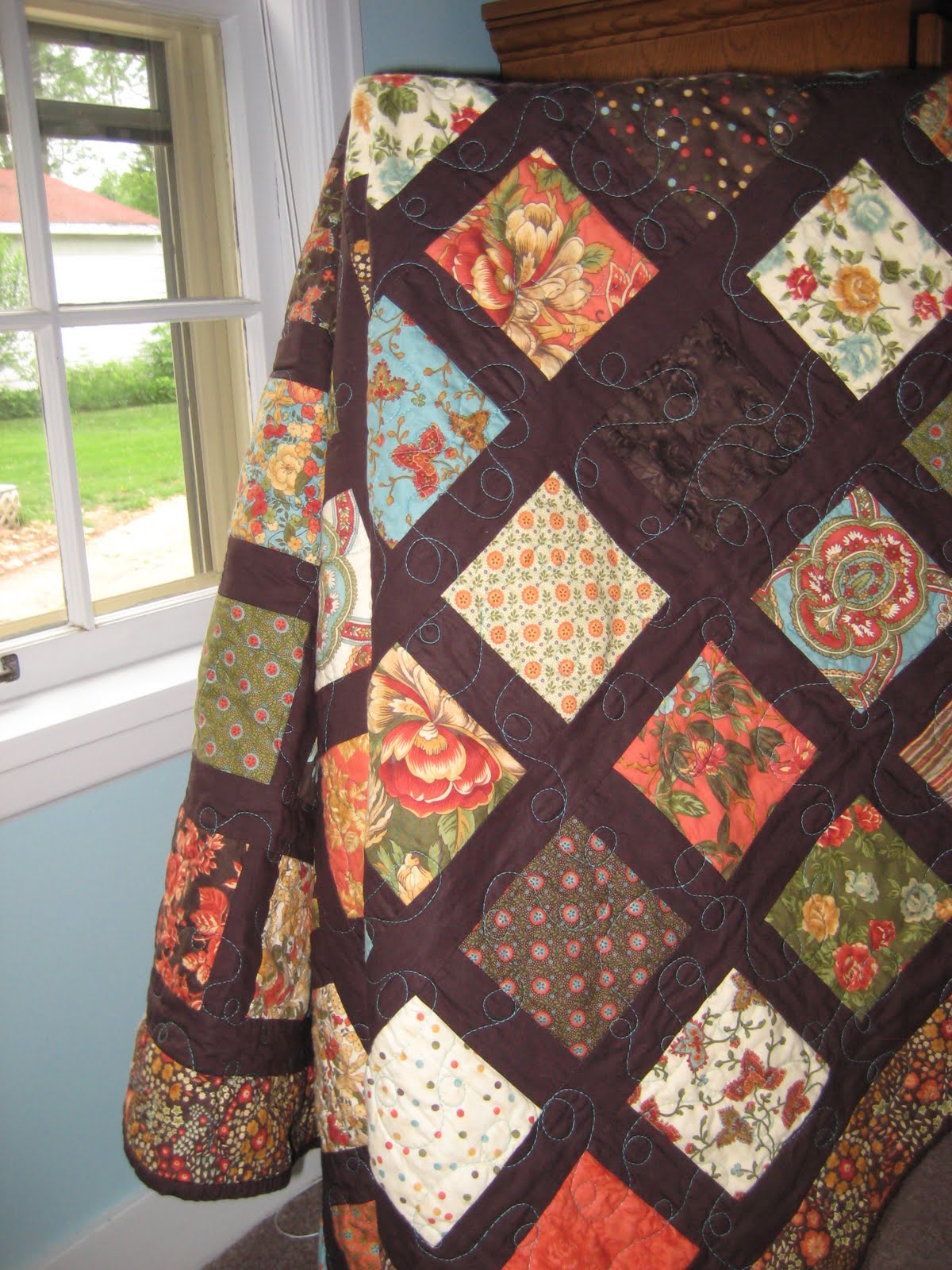 The Girl Who Quilts: Sonnet lap quilt