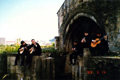 [CCAnos80GAcadFadoseCancoes.jpg]