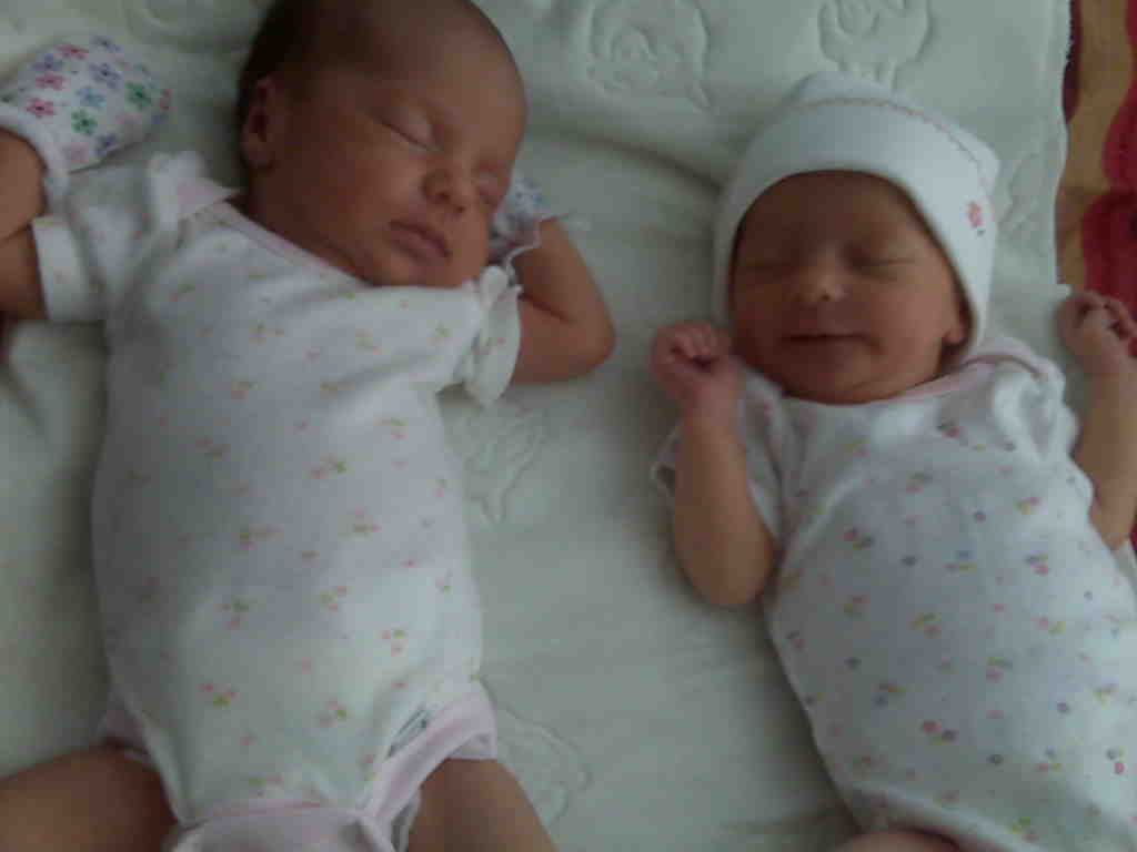 [=?Windows-1252?B?SU1HMDAwODEuanBn?=-754026]