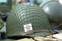 Kaca Helm Bisa Melindungi Tentara dari Ledakan