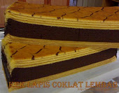 Kek Lapis Coklat Lembab / Idola