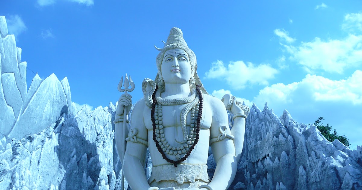 rendezvous-the-madness-s-spreading-kempfort-shiva-temple