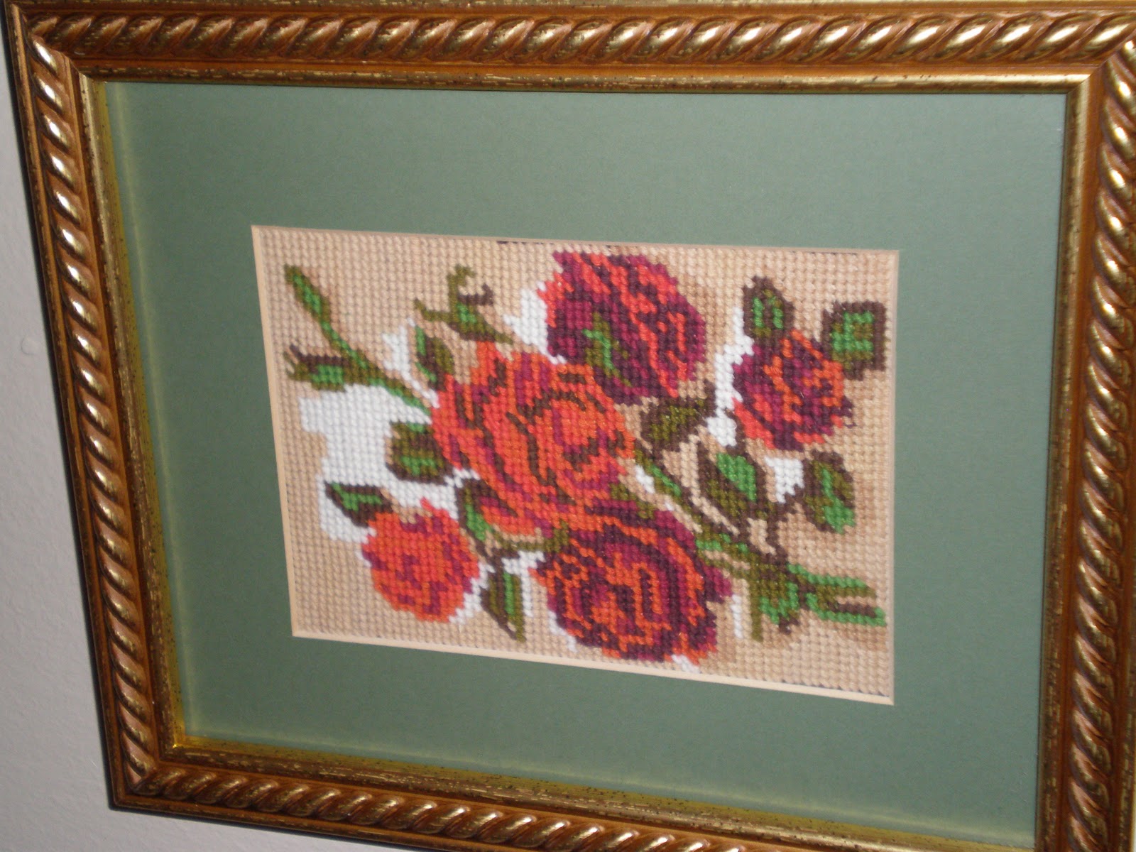 ADMLASERREZUELA Cuadro de petit point