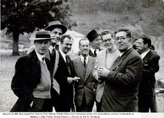 O nosso Director dos anos 50 com os Professores e Prefeitos no Magusto de 1954